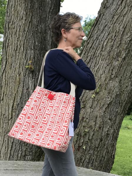 Liz Tote picture