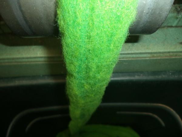 Emerald Green - Hand-dyed Texel Wool Roving Felt Spin Knit Craft! - 4 oz bags picture