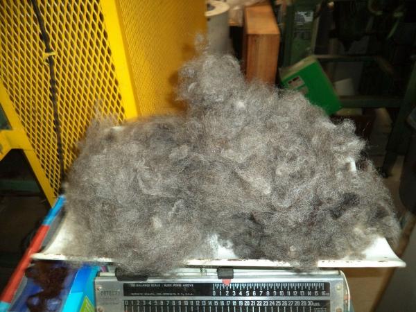 4 oz bags medium gray washed Romney Wool Roving picture