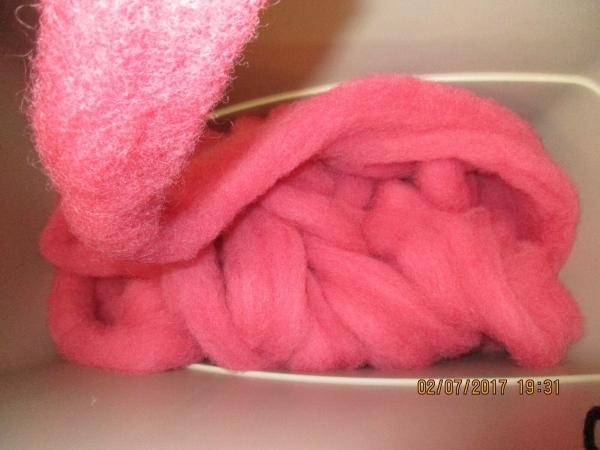 Light Red - Hand-dyed Texel Wool Roving picture