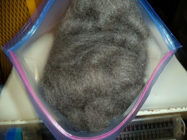 Medium-Brown-Washed-Shetland-Roving picture