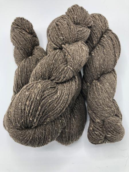 Merino worsted weight yarn - milk chocolate