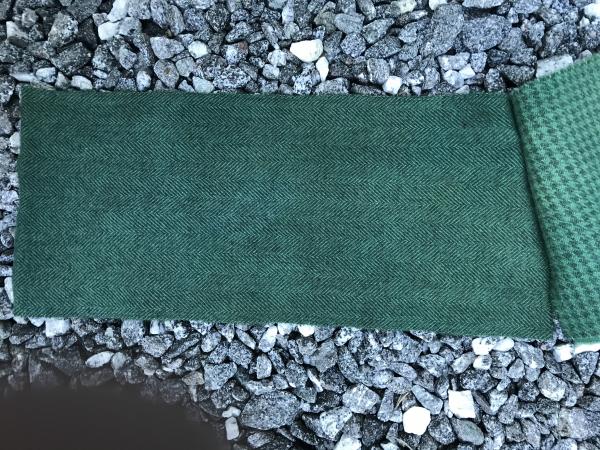 Wool bundle green picture