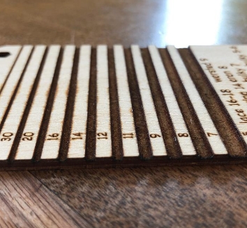 Spinning Control Card, Spin Control, Spinning Gauge, WPI gauge, Knitting Multitool, Yarn Gauge, knitting tool, Spinners Tool, Wool Gauge picture