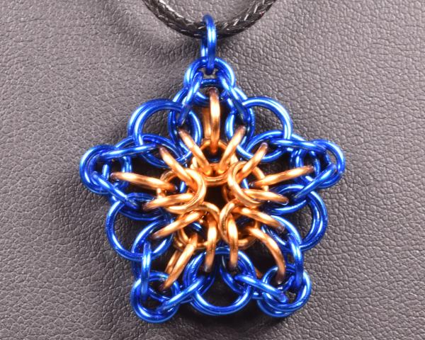 Celtic Star Chainmail Pendant - Blue & Bronze