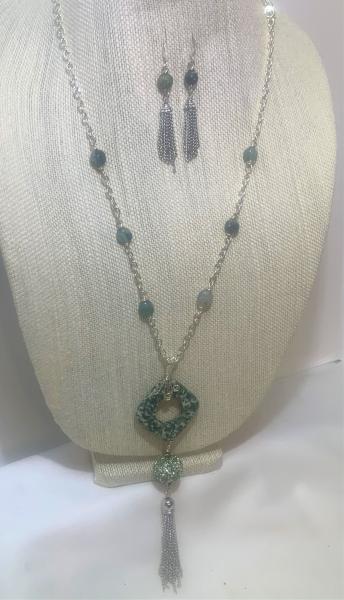 Moss Agate Doughnut Pendant Necklace #359 picture