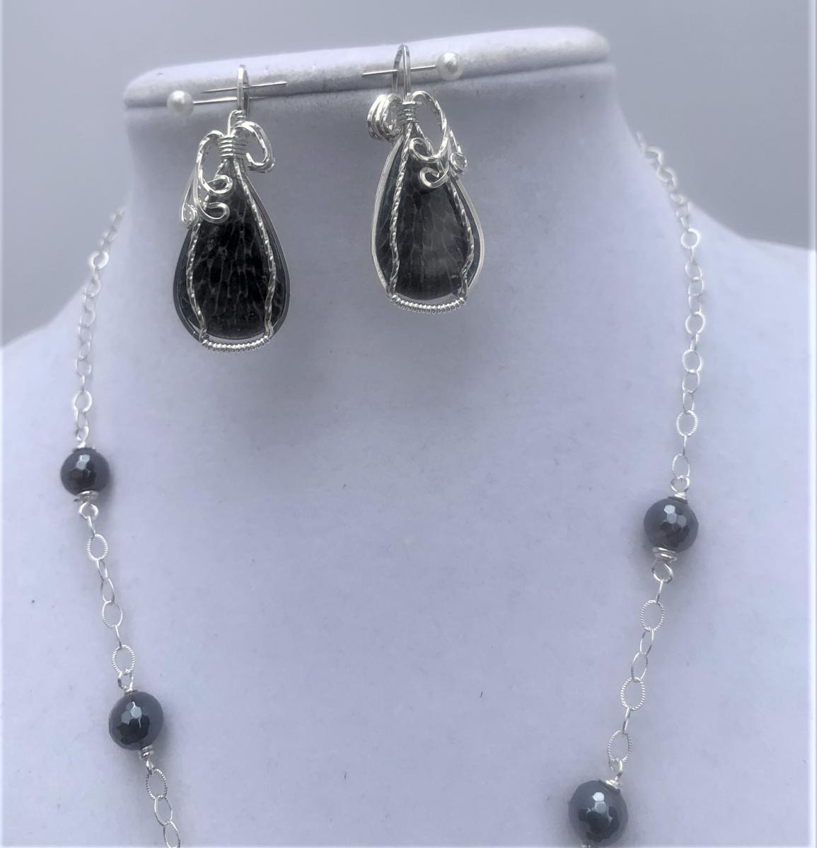 Black Coral SS Wrapped Earrings #106 picture