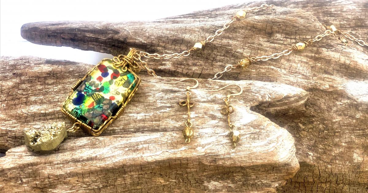 Gold Nugget Dichroic Pendant Necklace #819 picture