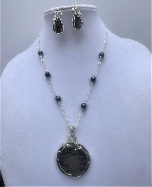 Black Coral SS Pendant Necklace #105 picture