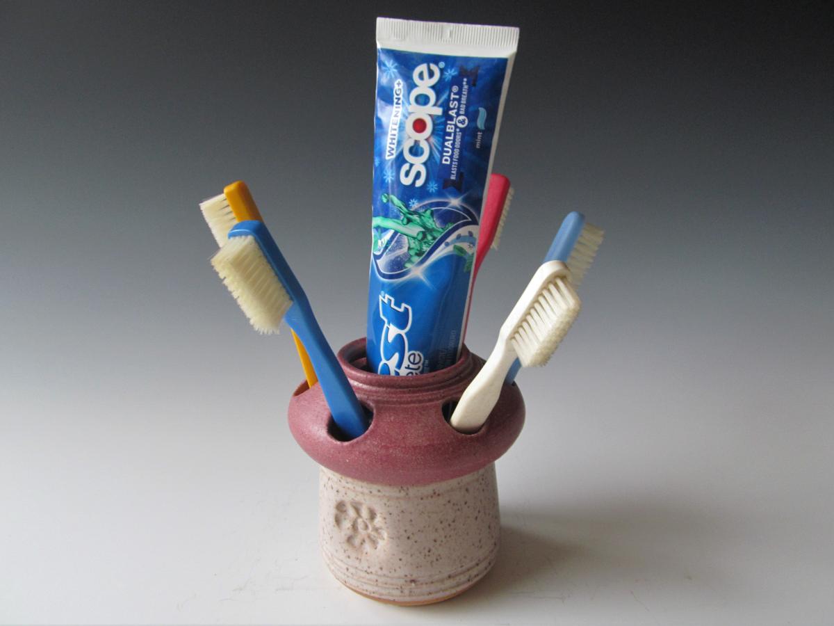 SS115 Countertop toothbrush holder Eventeny