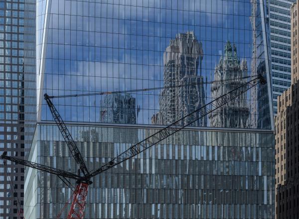 Crane and One WTC, NYC picture