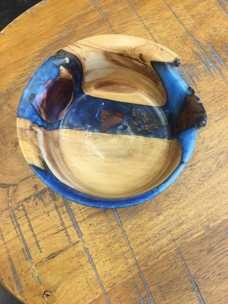 Cedar bowl, blue epoxy, Jeanette Pierce picture