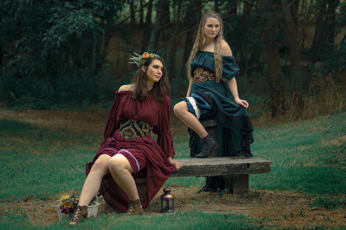 Bloomers with lace picture