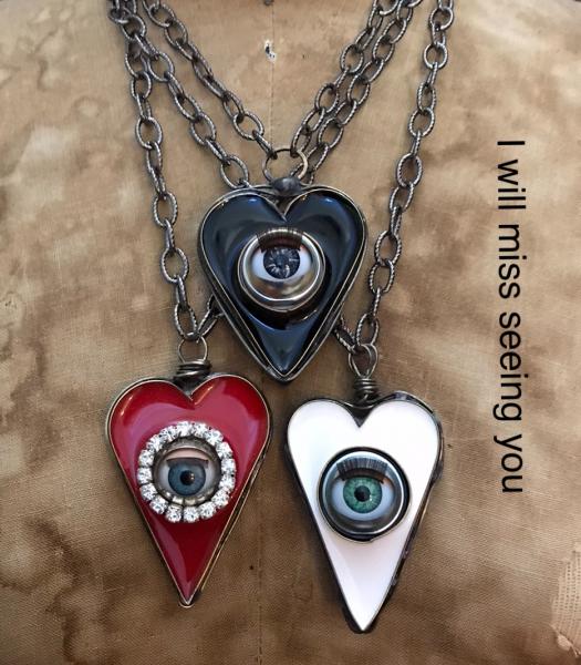 Vintage blinking doll eye heart necklace picture