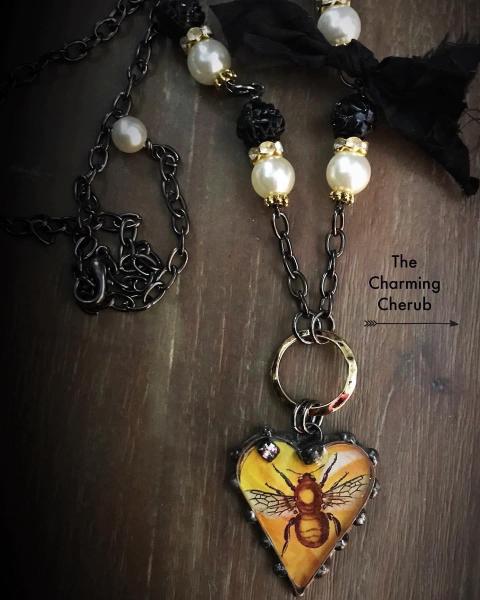 Bee necklace resin