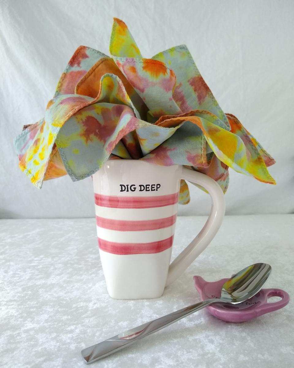 16in Cloth Napkins ~ Citrus Blooms, Set of 4 picture