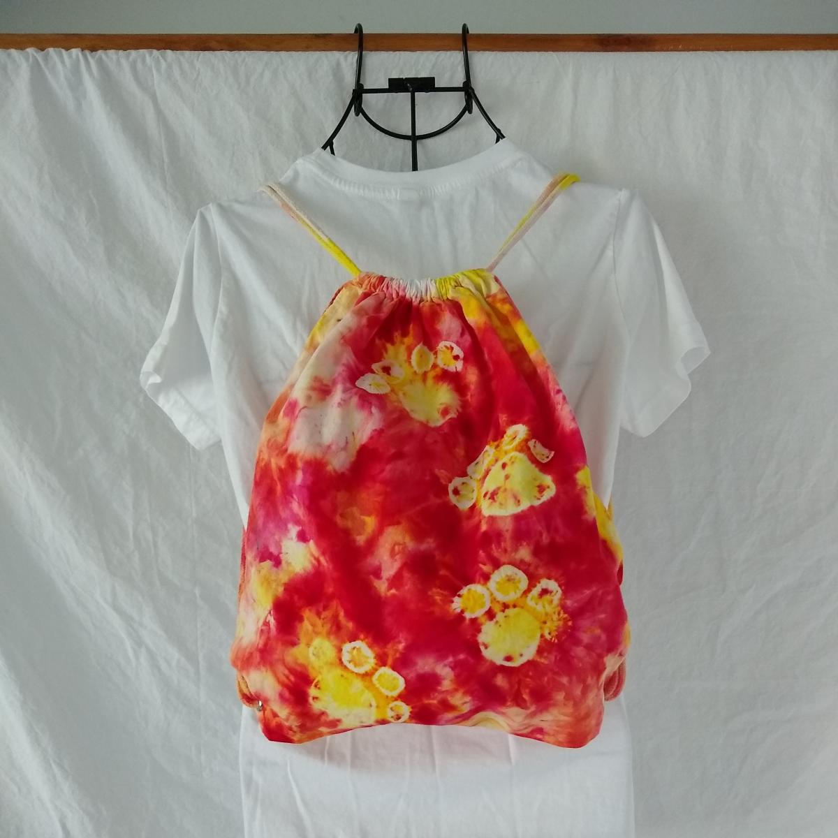 String Backpack ~ Paw Print picture