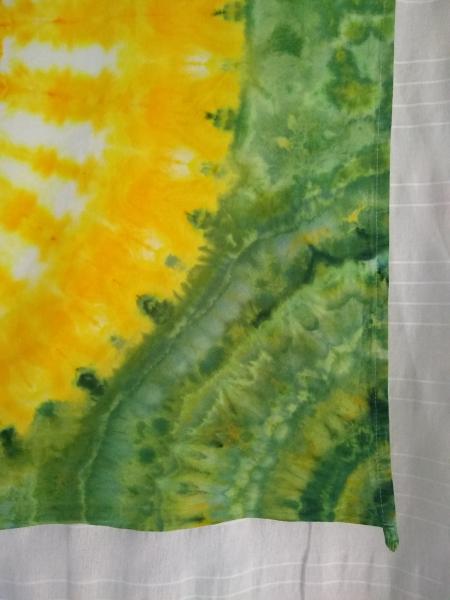 Sunny Susan Tapestry/Tablecloth - 35x42in picture