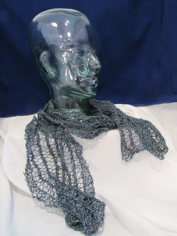 Hand Knitted Light Weight Scarf (p-94) picture