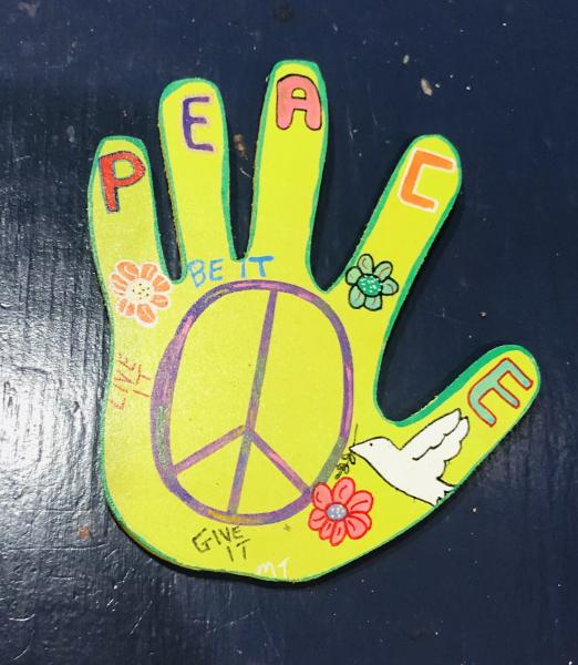 Peace/Miz Hand picture