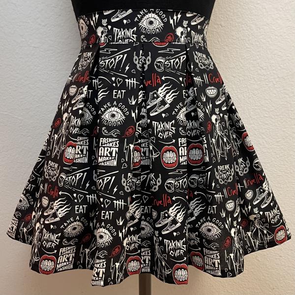 Cruella De Vil Fashion Makes Art Skirt with POCKETS