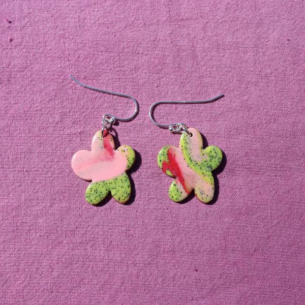 Flower Dangly Earrings picture