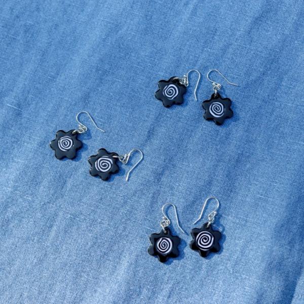 Swirly Flower Dangly Earrings picture