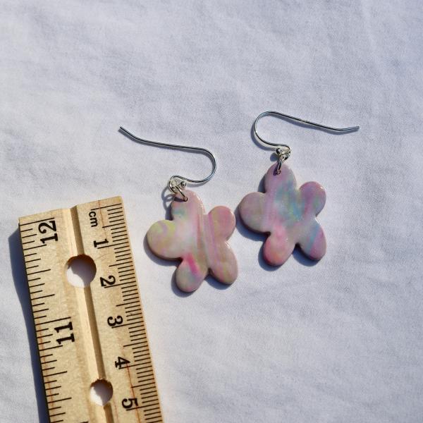 Dangly Flower Earrings picture