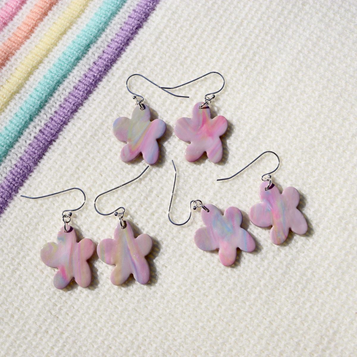 Dangly Flower Earrings picture