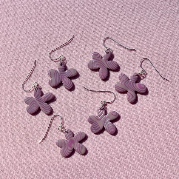 Flower Dangly Earrings picture