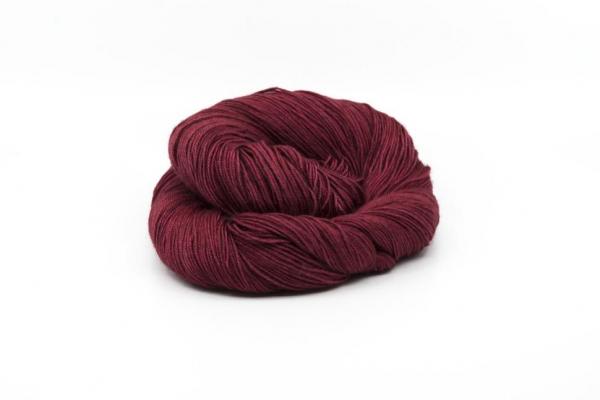 Hopper Fingering Yarn