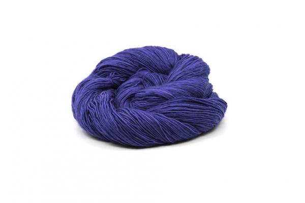 Collins Unum Fingering Yarn picture