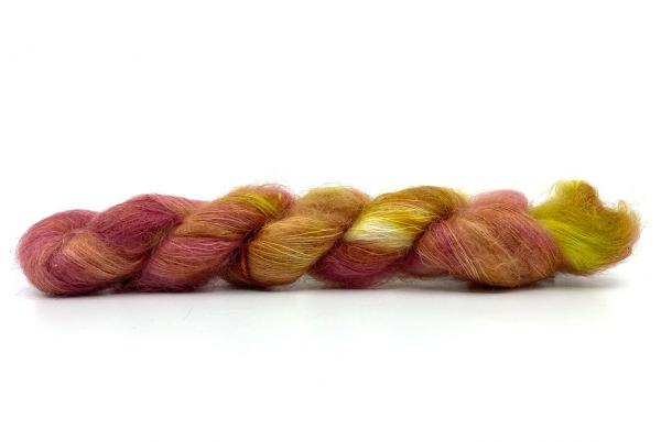 Einstein Yarn picture