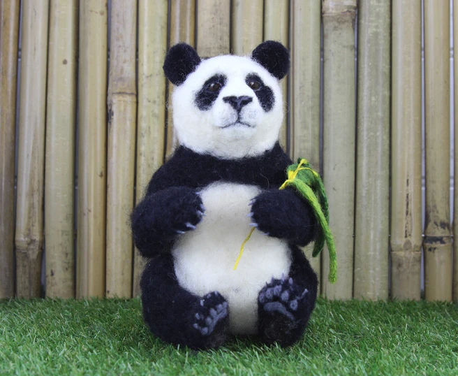 Pepe the Panda | Needle Felting Kit picture