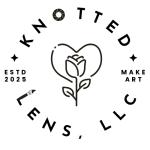 Knotted Lens