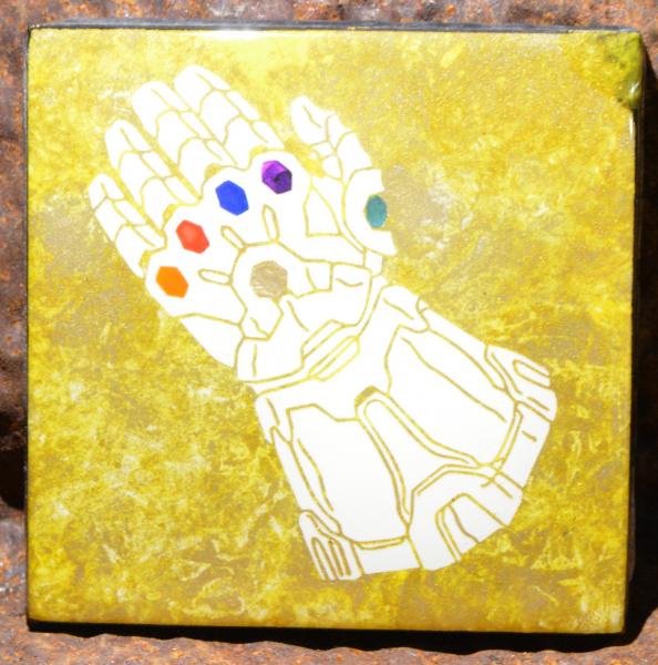 Infinity Gauntlet picture