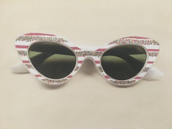 Glitter Glasses REPRODUCTION picture