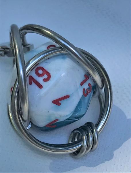 Removable D20 Necklace picture