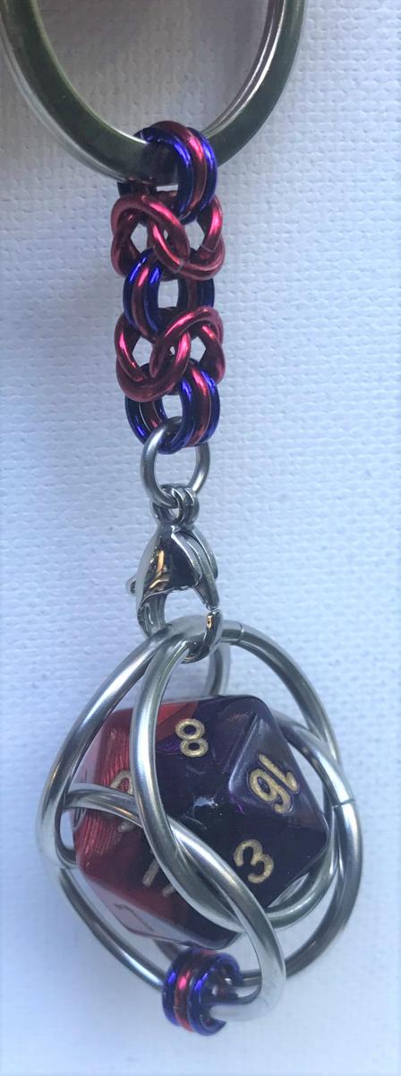 Removable D20 Keychain picture