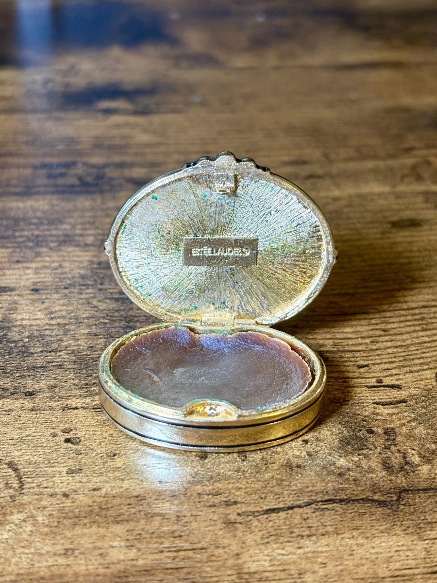 Est&eacute;e Lauder London Gold Tone Cameo Perfume Compact picture