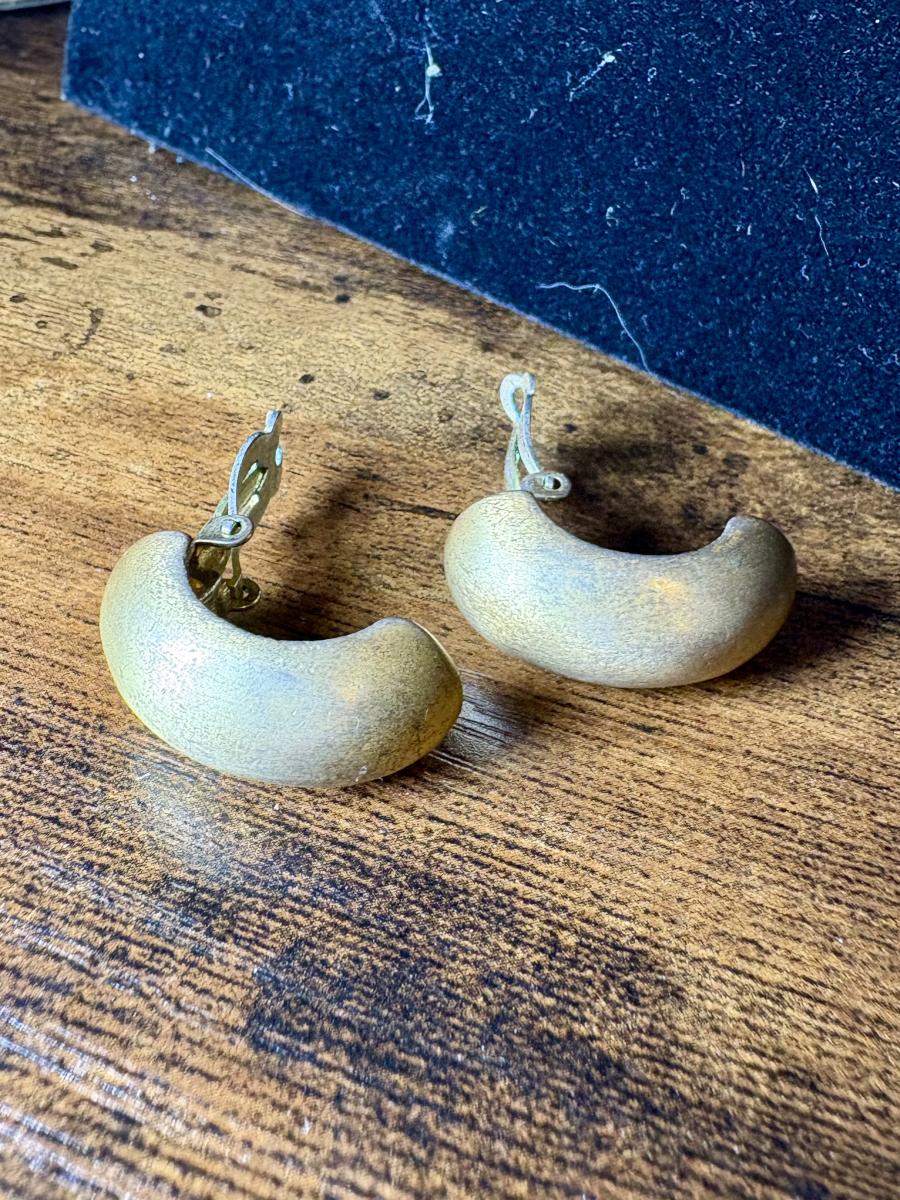 Kenneth Lane Gold Tone Clip ons picture
