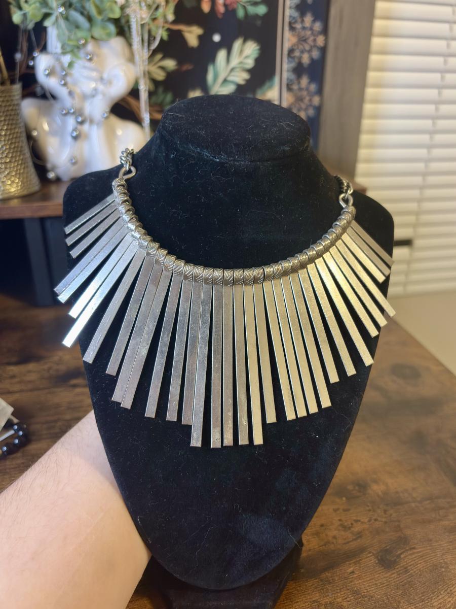 Chunky Silver Tone Metal Fan Necklace picture