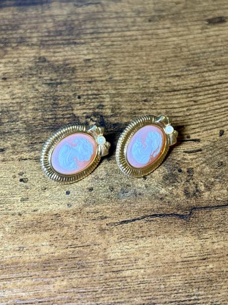 AVON Gold Tone & Pink Cameo Clip on Earrings