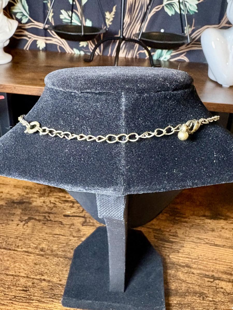 AVON Red & Gold Tone Lariat Necklace picture