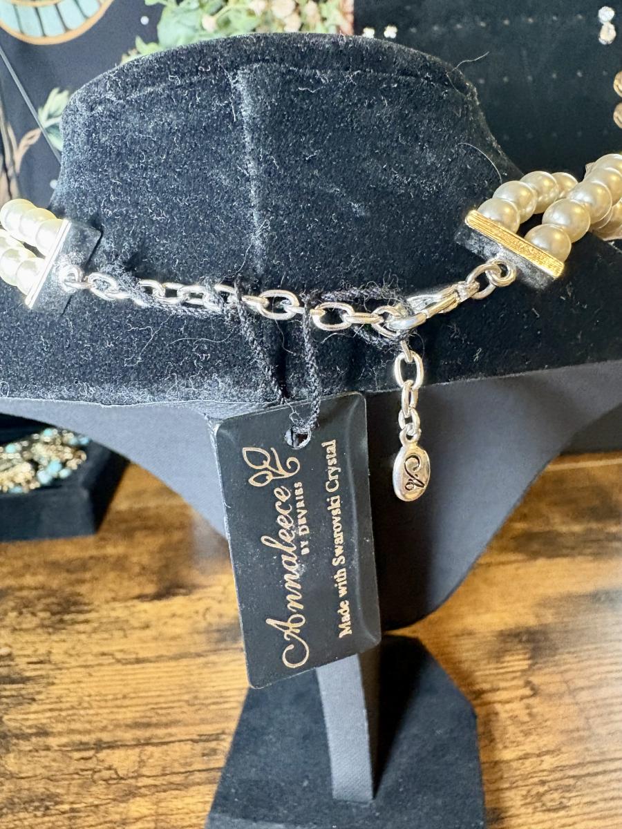 Annaleece Pearl Choker Sliver Tone Necklace picture