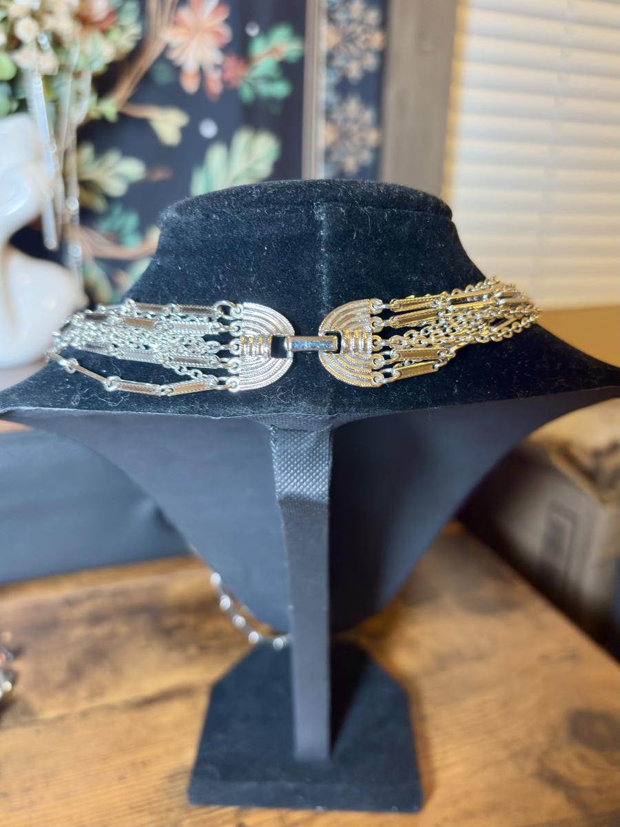 Sarah Coventry 1977 Chiffon Multi-Strand Silver Tone Necklace picture