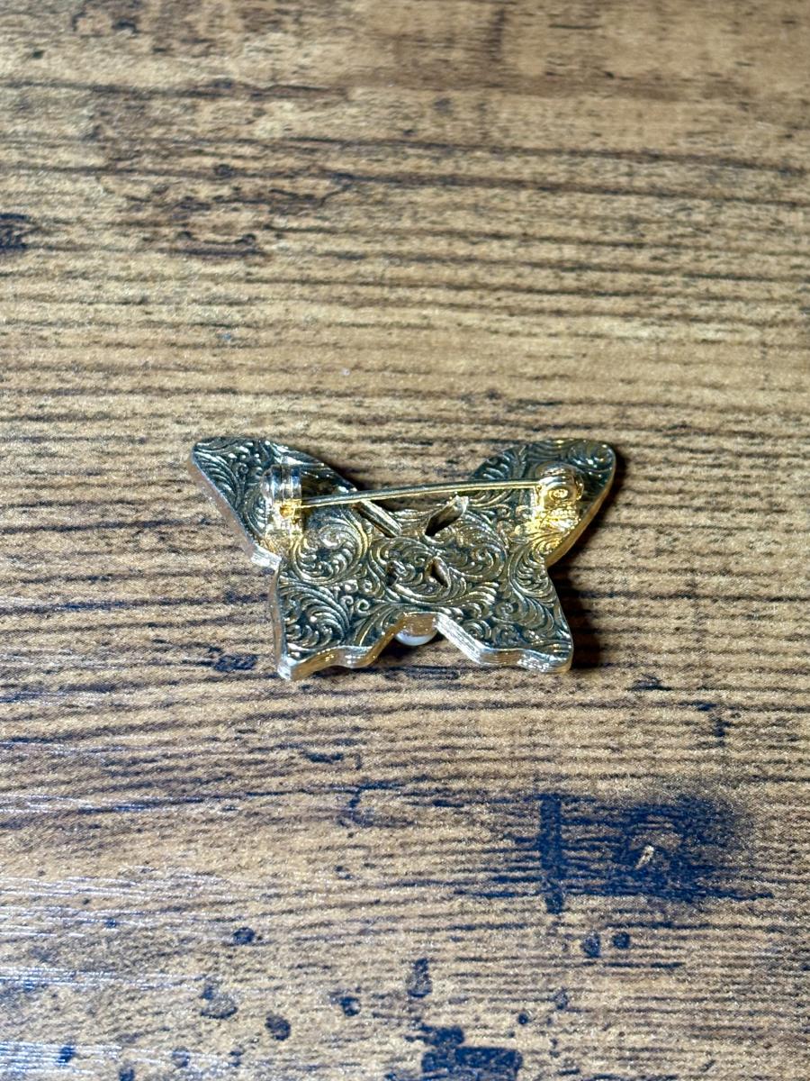 1970&rsquo;s Enamel Peach Butterfly Pin picture