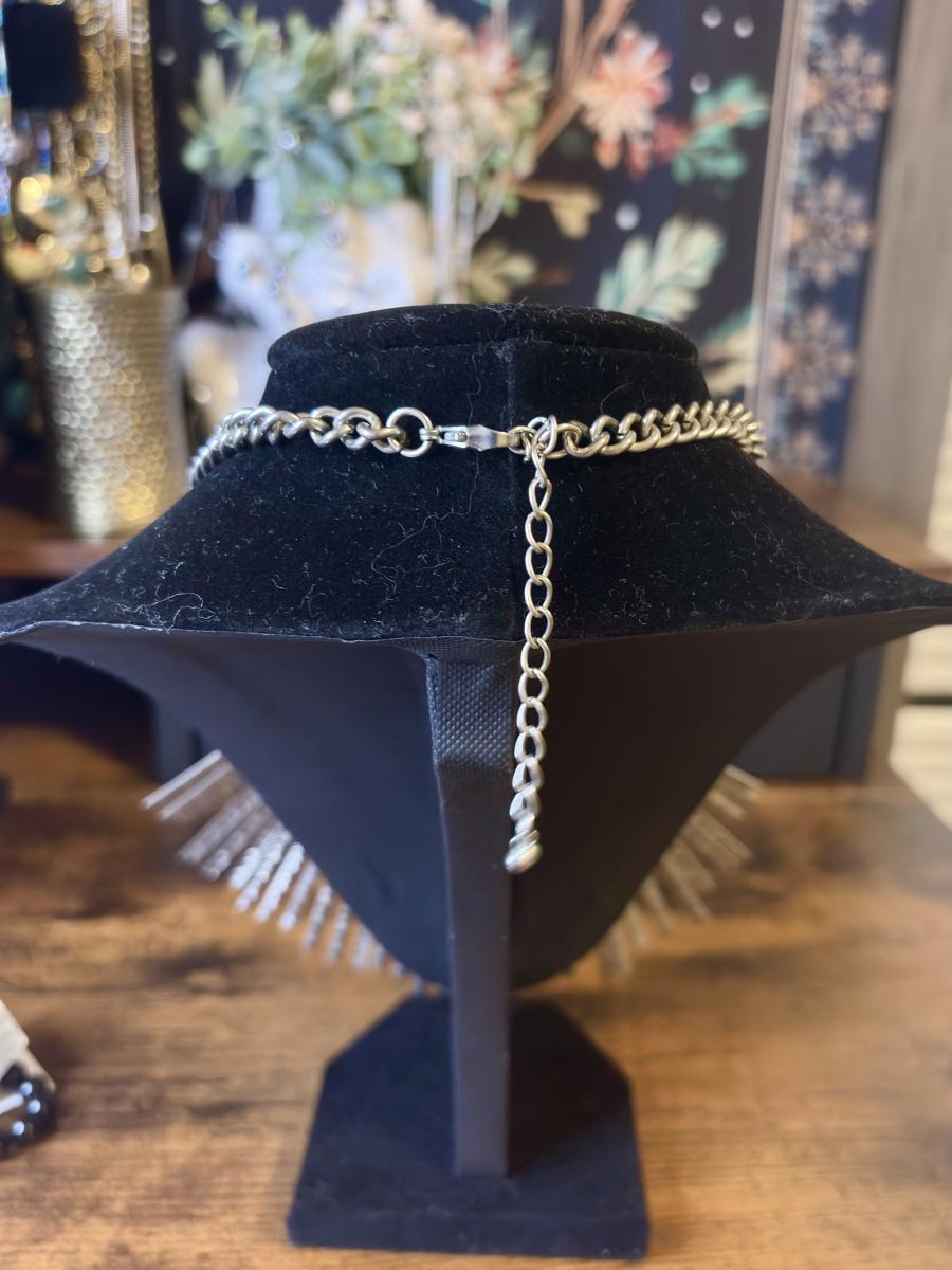 Chunky Silver Tone Metal Fan Necklace picture