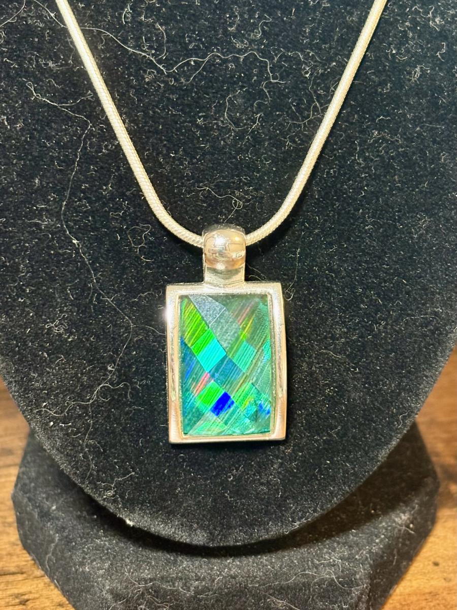 Green Faceted Gem Rectangle Necklace picture