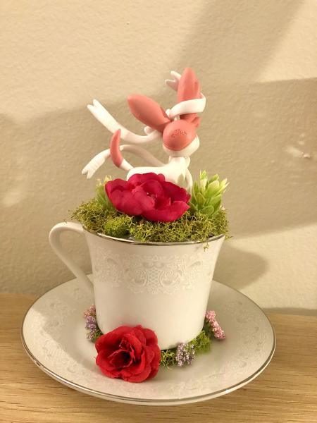 Sylveon Tea Cup Terrarium picture